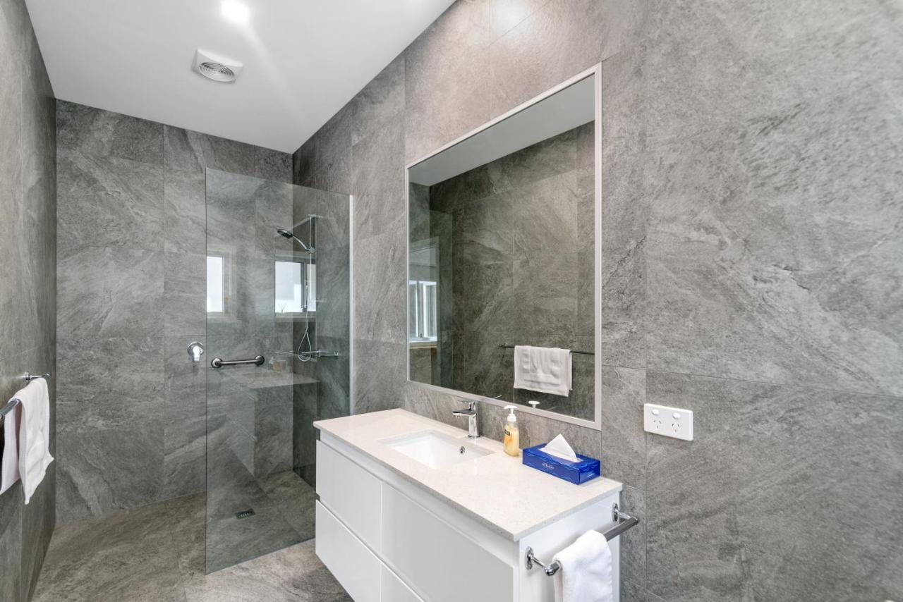 סן רמו Black Dolphin Waterfront Apartment מראה חיצוני תמונה